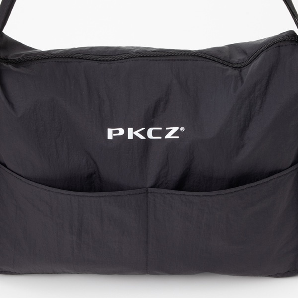 PKCZ® 2024 ショルダーバッグ 詳細画像