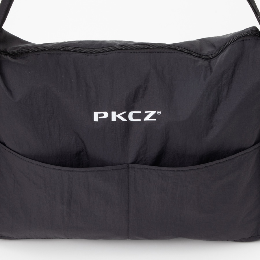 PKCZ® 2024 ショルダーバッグ 詳細画像 BLACK 1