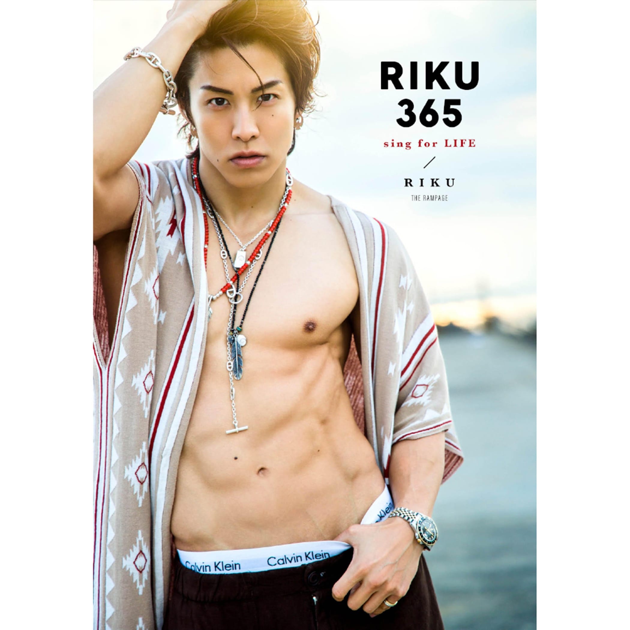 EXILE TRIBE STATION ONLINE STORE｜RIKU フォト&ワード集「RIKU365」